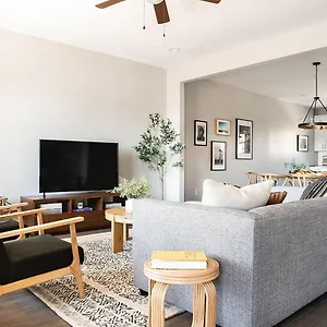 Holiday home Cherokee By Avantstay, Nashville
